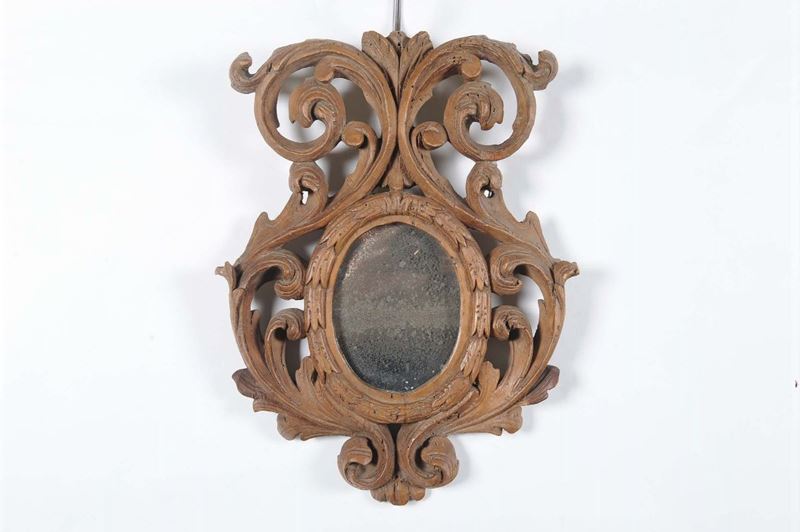 Specchierina in legno intagliato, inizi XIX secolo  - Asta Asta a Tempo 6-2014 - Cambi Casa d'Aste