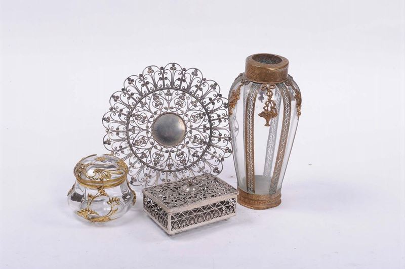 Lotto di due oggetti in vetro e ottone  - Auction Antique and Old Masters - II - Cambi Casa d'Aste