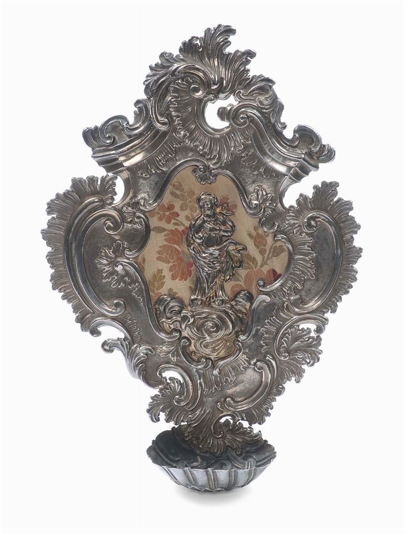 Acquasantiera in argento sbalzato, XVIII secolo  - Asta Arredi e Oggetti d'Arte da Importanti Collezioni Private - Cambi Casa d'Aste