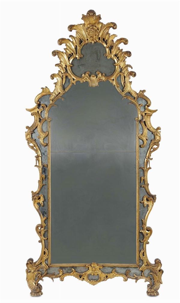 Specchiera Luigi XV in legno intagliato e dorato a mecca, XVIII secolo