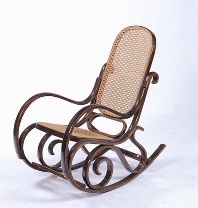 Dondolo Tipo Thonet in Legno Curvato