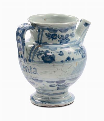 Boccale in Maiolica di Farmacia con Decorazione “a Tappezzeria”, Savona XVII Secolo