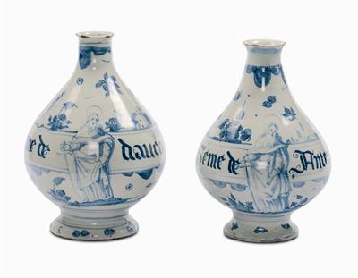 Coppia di Fiasche di Farmacia in Maiolica con Decoro “a Tappezzeria” e San Paolo, Savona Seconda ...