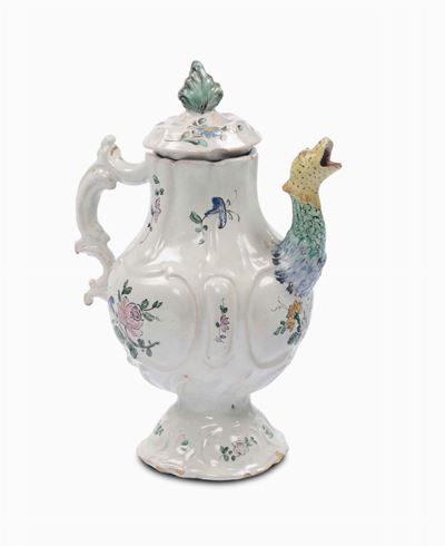 Caffettiera in Maiolica con Decoro alla Rosa, Jacques Boselly, Savona XVIII Secolo (imitazione?)