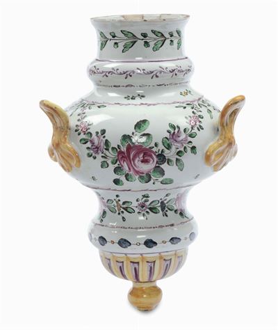 Lampada Pensile Ad Olio con Decoro alla Rosa, Pesaro XVIII Secolo