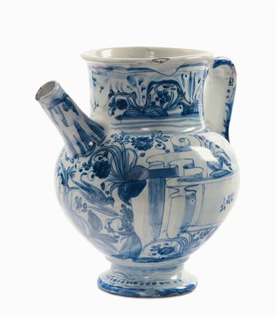 Boccale di Farmacia in Maiolica a Decorazione Calligrafico Naturalistica, Albisola XVII Secolo