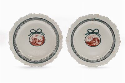 Coppia di Piatti in Terraglia con Decoro di Paesaggi, Jacques Boselly, Savona XVIII Secolo