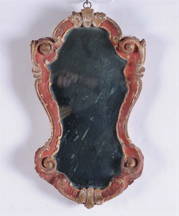 Specchierina in legno intagliato, laccato e dorato, fine XVIII secolo