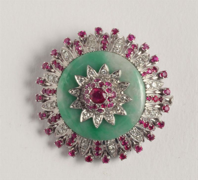 A jadeite jade, diamond and ruby brooch  - Auction Silver, Ancient and Contemporary Jewels - Cambi Casa d'Aste