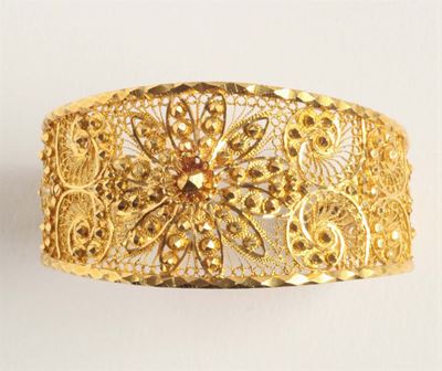 Bracciale Rigido in Oro Giallo Ad Alto Titolo