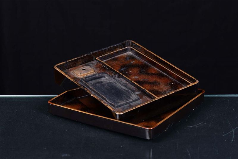 A lacquer writing box, Japan, late 19th century  - Auction Fine Chinese Works of Art - Cambi Casa d'Aste