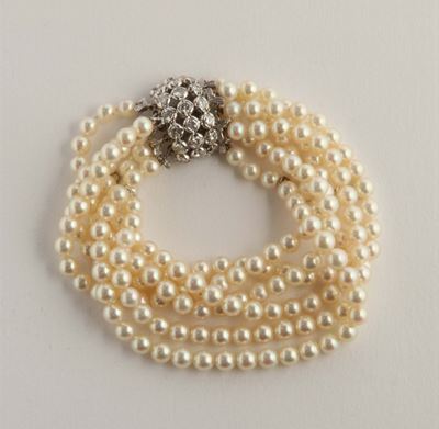 Bracciale a Più Fili di Perle