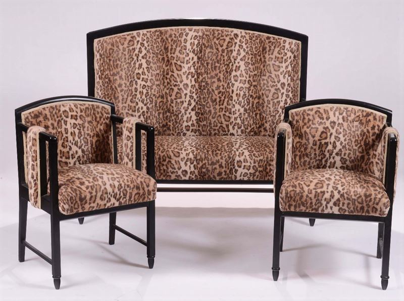 Salottino composto da due poltrone e divano anni 40  - Auction OnLine Auction 7-2013 - Cambi Casa d'Aste