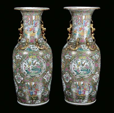 Coppia di Vasi in Porcellana Famiglia Rosa, Cina, Canton, Dinastia Qing, XIX Secolo