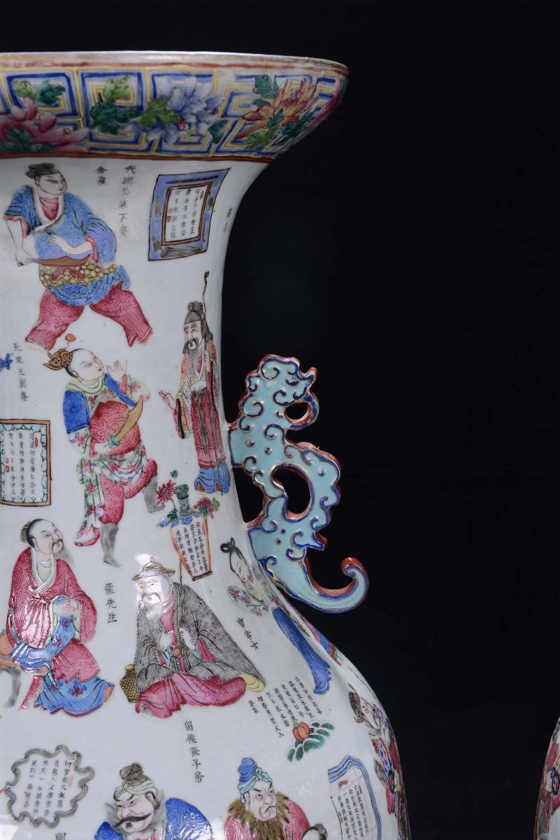 Coppia di Vasi Famiglia Rosa in Porcellana, Cina, Dinastia Qing, XIX Secolo