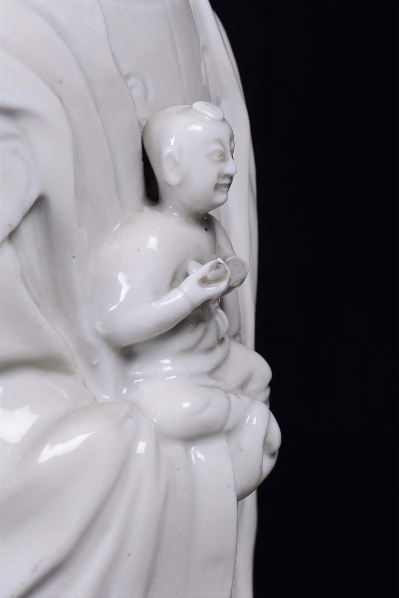 Coppia di Guanyin in Porcellana Blanc De Chine, Cina, Dinastia Qing, XVIII Secolo