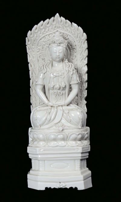 Guanyin in Porcellana Blanc De Chine Dehua, Cina, Dinastia Qing, XIX Secolo