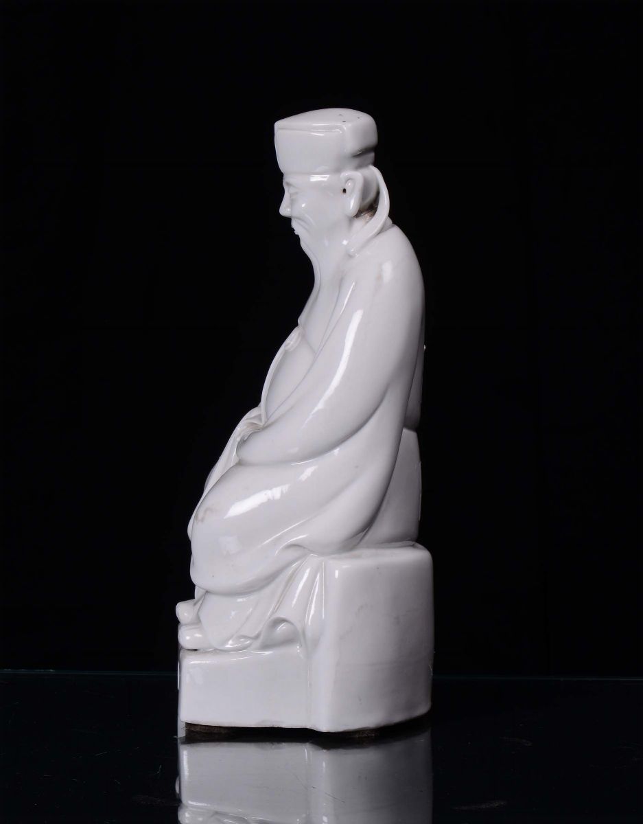 Dignitario in Porcellana Blanc De Chine, Cina, Dinastia Qing, XIX Secolo