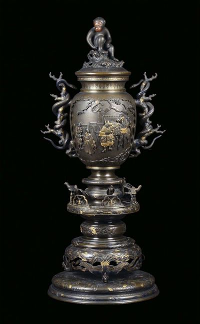 Importante Vaso in Bronzo con Inserti in Oro, Argento e Rame, Giappone, Epoca Meji, Fine del XIX ...