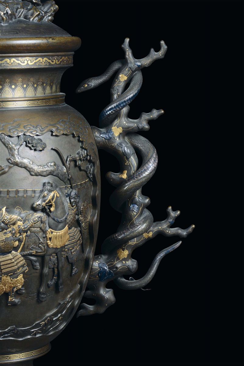 Importante Vaso in Bronzo con Inserti in Oro, Argento e Rame, Giappone, Epoca Meji, Fine del XIX ...