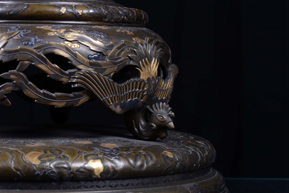 Importante Vaso in Bronzo con Inserti in Oro, Argento e Rame, Giappone, Epoca Meji, Fine del XIX ...