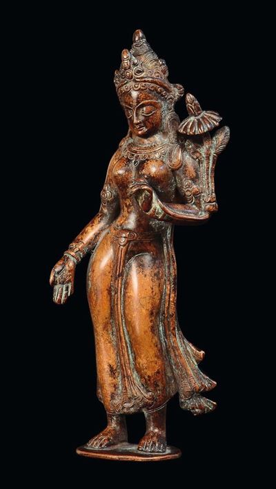 Scultura in Bronzo Raffigurante Divinità, Nepal XVII Secolo