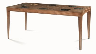 Tavolo in Legno con Piastrelle.