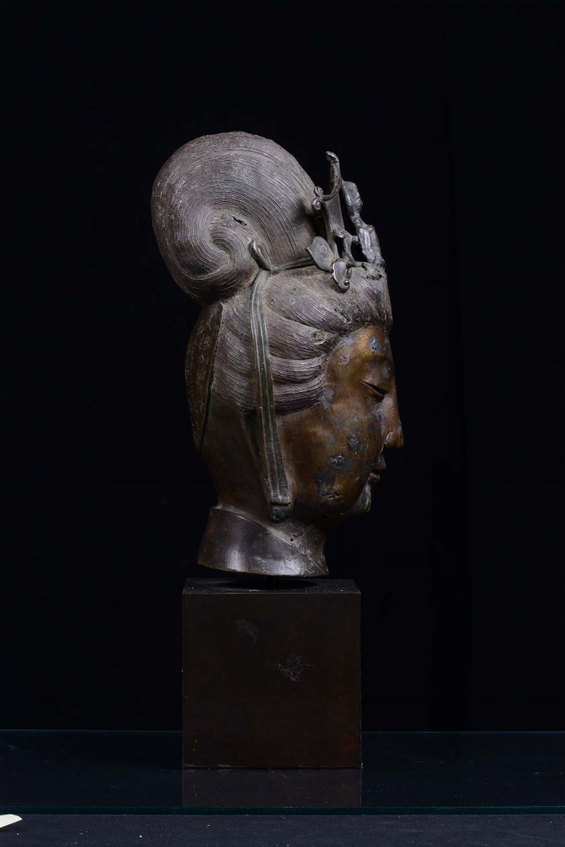 Grande Testa Femminile in Bronzo a Patina Scura, Cina, Dinastia Qing