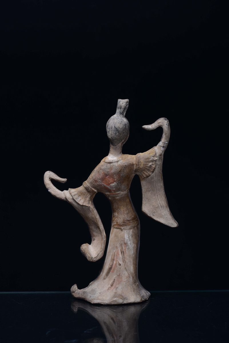 Ballerina in Terracotta Dipinta, Cina, Dinastia Tang (618-906)