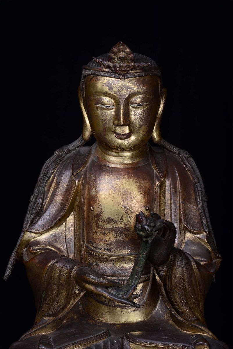 Grande ed Importante Buddha in Bronzo Dorato su Fiore di Loto, Cina, Dinastia Ming, XVII Secolo