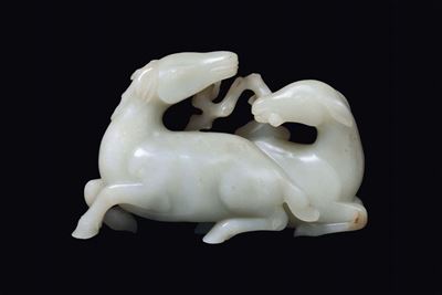 Bel Gruppo Raffigurante Due Cavalli in Giada Bianca, Cina, Dinastia Qing, Periodo Qianlong (1736-...