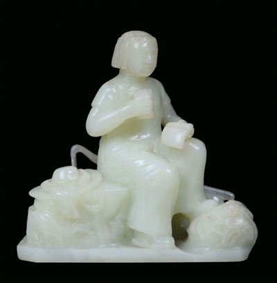 Scultura in Giada Bianca Raffigurante Fanciullo Seduto, Cina, Repubblica, XX Secolo