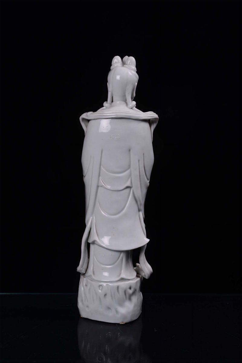 Guanyin in Porcellana Blanc De Chine Dehua, Cina, Dinastia Qing, XIX Secolo