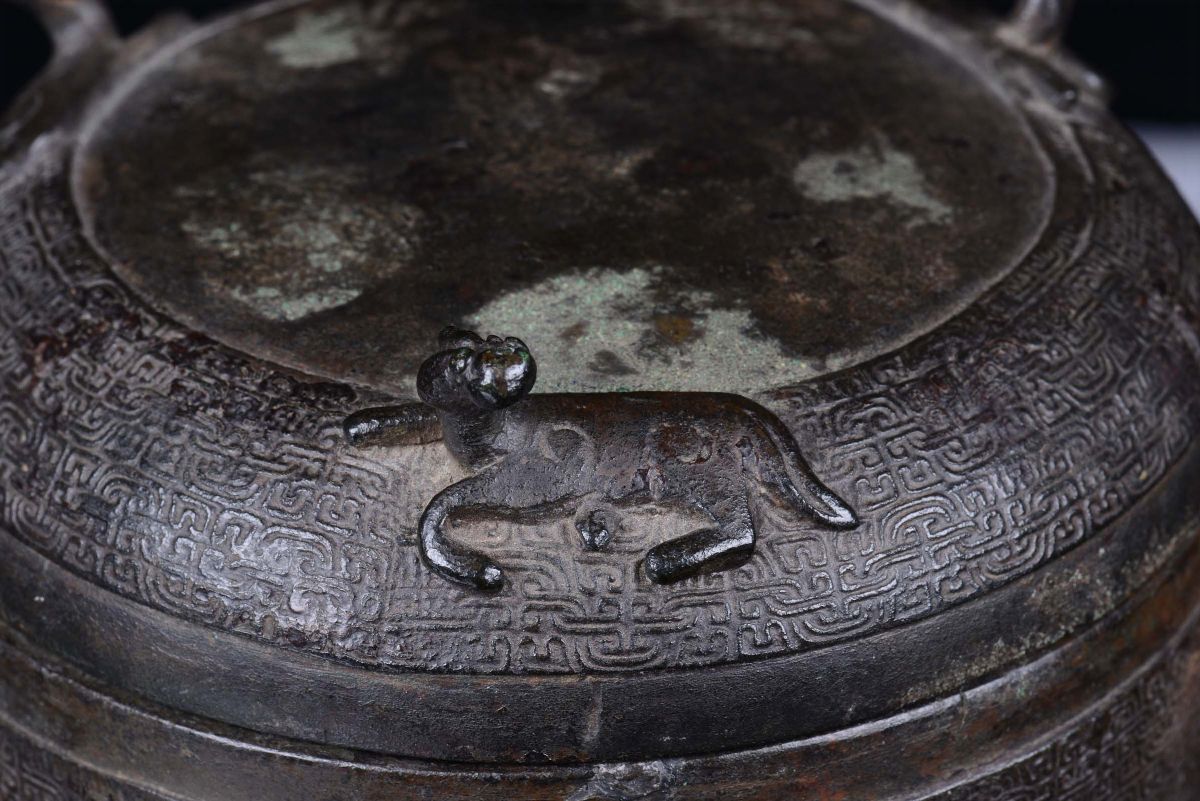 Incensiere in Bronzo di Forma Arcaica, Cina, Dinastia Ming, XVII Secolo