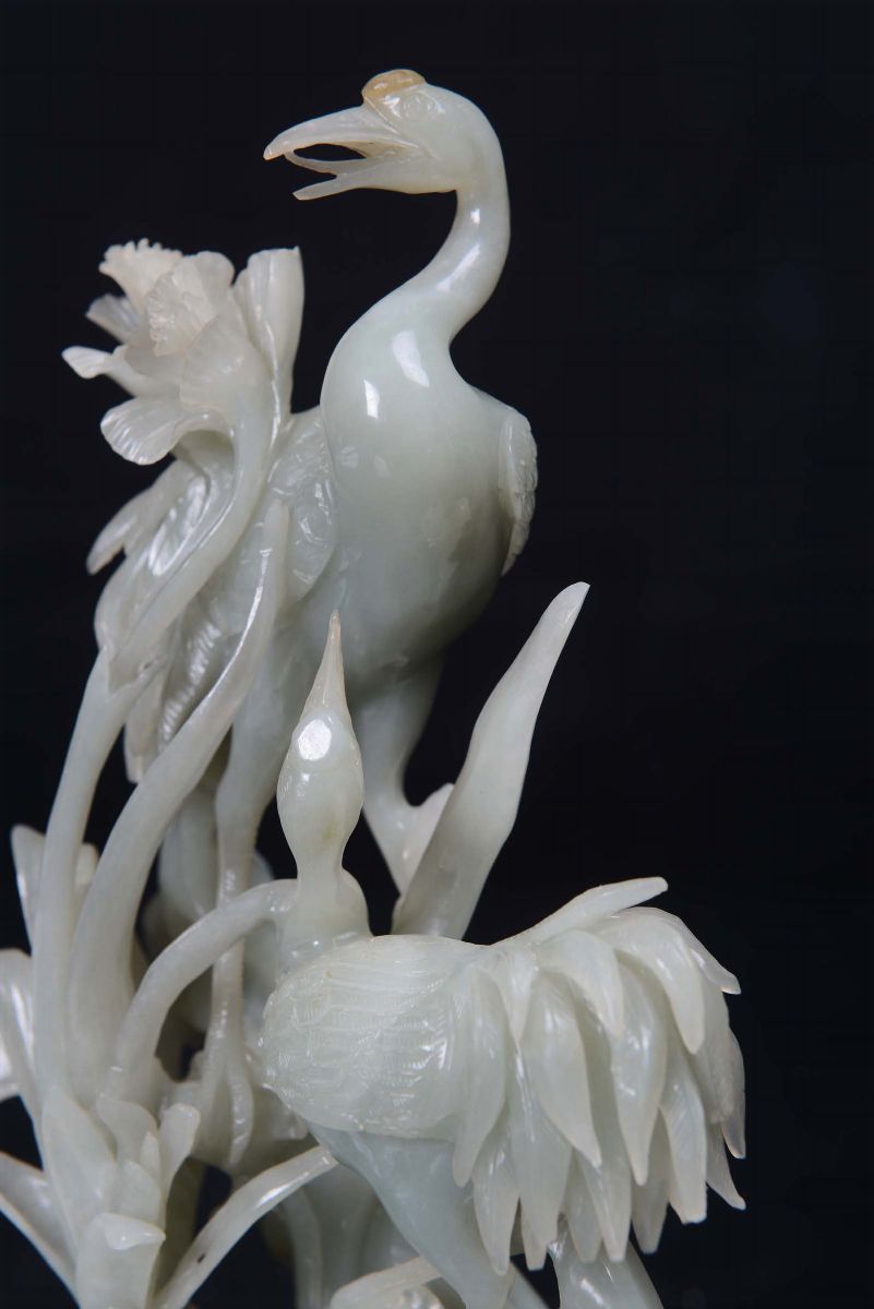 Gruppo in Giada Celadon Raffigurante Uccelli, Cina, XX Secolo