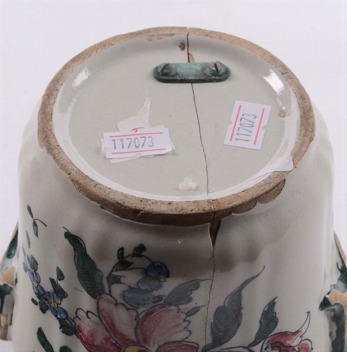 Rinfrescatoio in Maiolica con Decoro alla Rosa, XIX Secolo