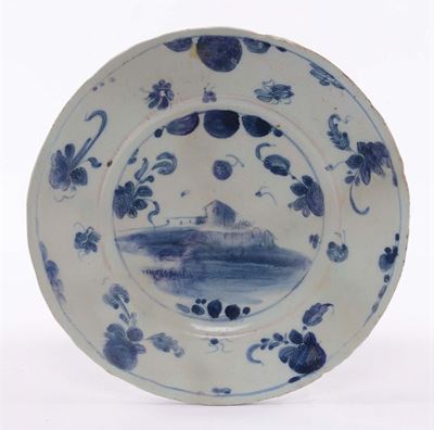 Piatto in Maiolica con Decoro a Tappezzeria, Savona XVIII Secolo