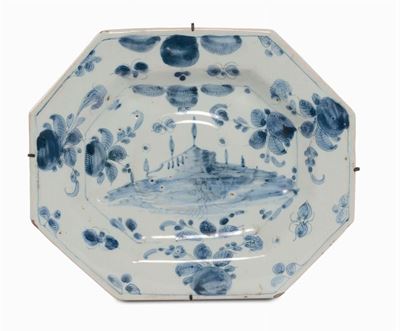 Piatto Ottagonale in Maiolica, Savona XVIII Secolo