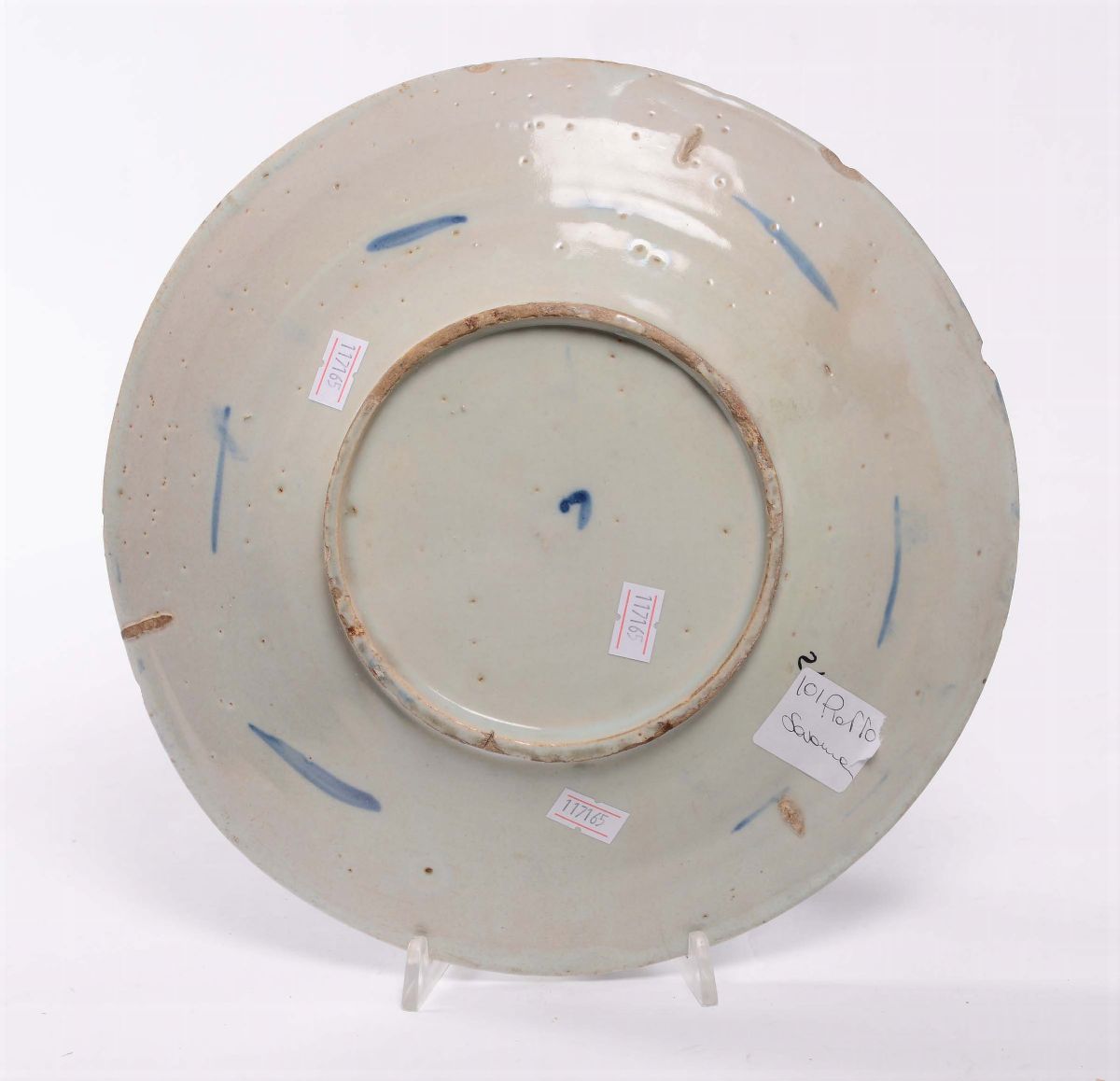 Piatto in Maiolica “a Scenografia Barocca”, Savona XVIII Secolo