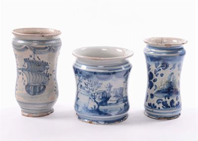 Tre Albarelli in Maiolica Diversi, Napoli XIX Secolo