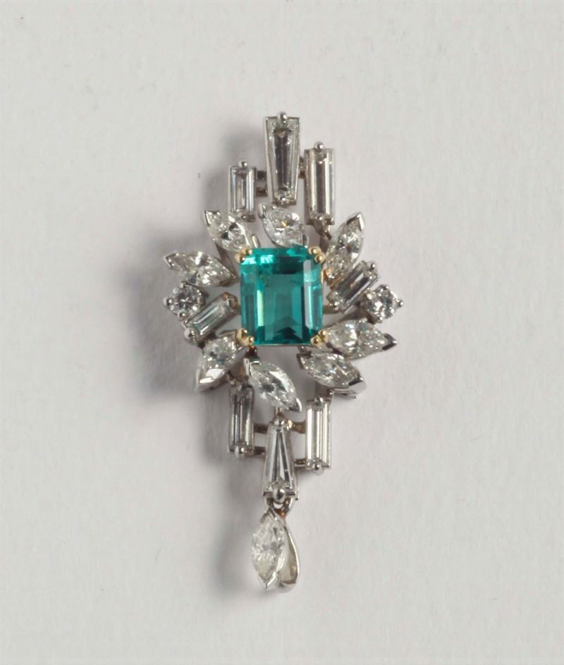 A step-cut emerald and diamond pendant  - Auction Silver, Ancient and Contemporary Jewels - Cambi Casa d'Aste