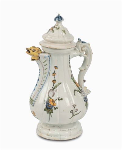 Caffettiera in Maiolica a Decoro Policromo Floreale, Ambito Marchigìano XVIII Secolo