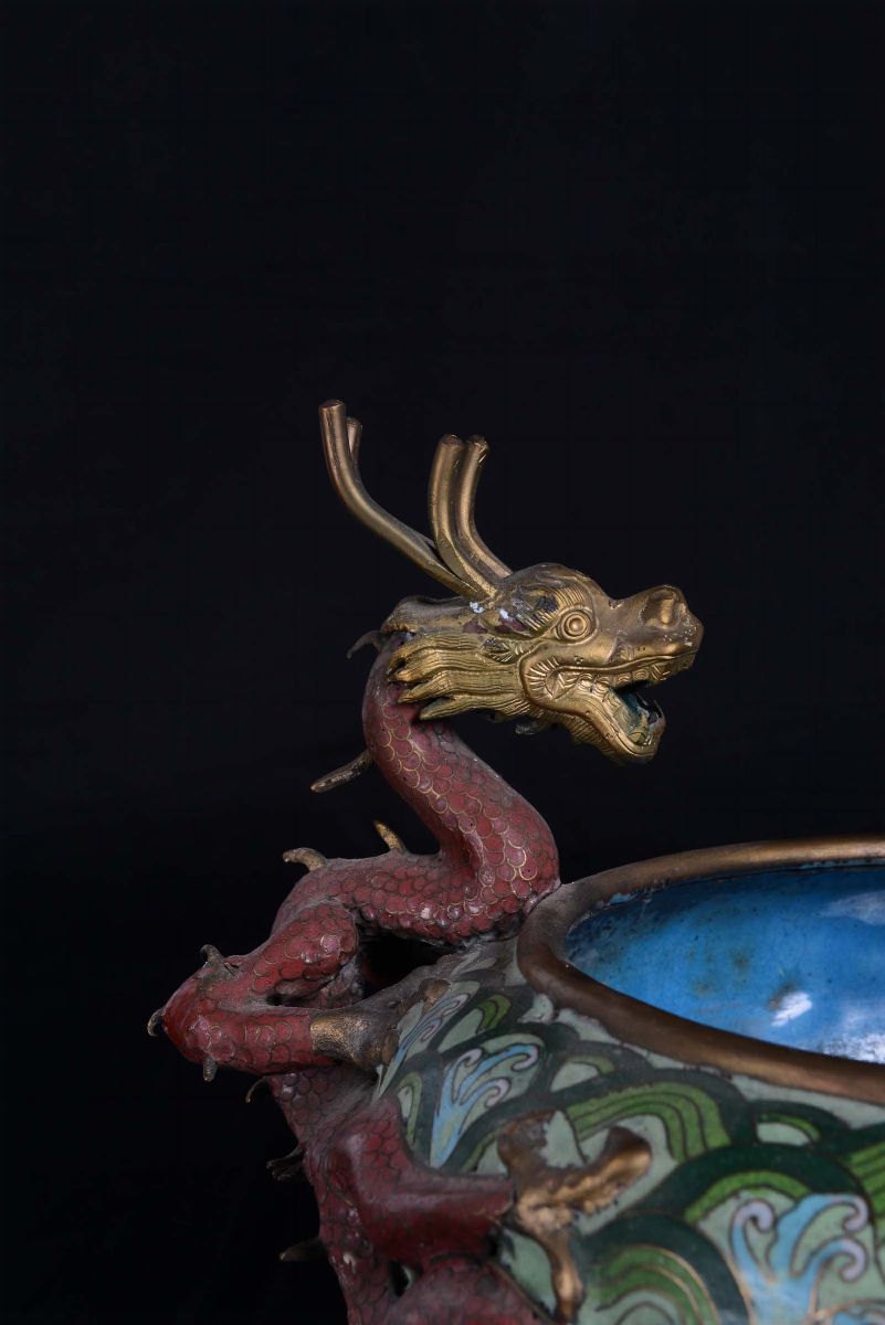 Piccolo Incensiere Cloisonné con Draghi, Cina, Dinastia Qing, Fine del XIX Secolo
