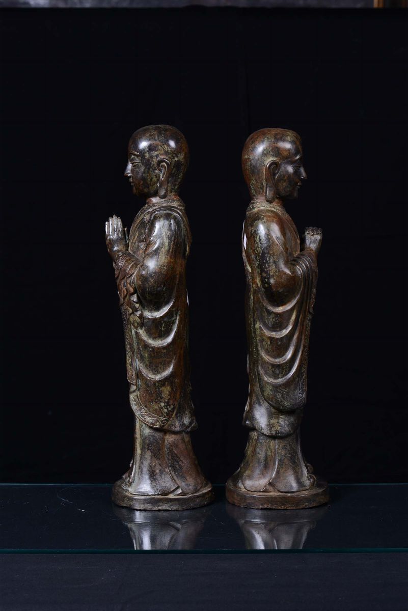 Coppia di Figure di Buddha in Piedi in Bronzo, Cina, XX Secolo