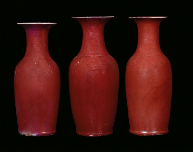Three oxblood red ceramic vases, China, Qing Dynasty, 19th century  - Auction Fine Chinese Works of Art - Cambi Casa d'Aste