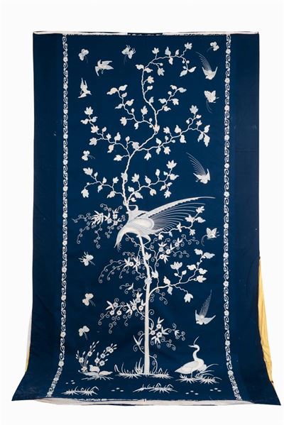 Pannello in Tessuto Blu Ricamato, Cina Inizio XX Secolo