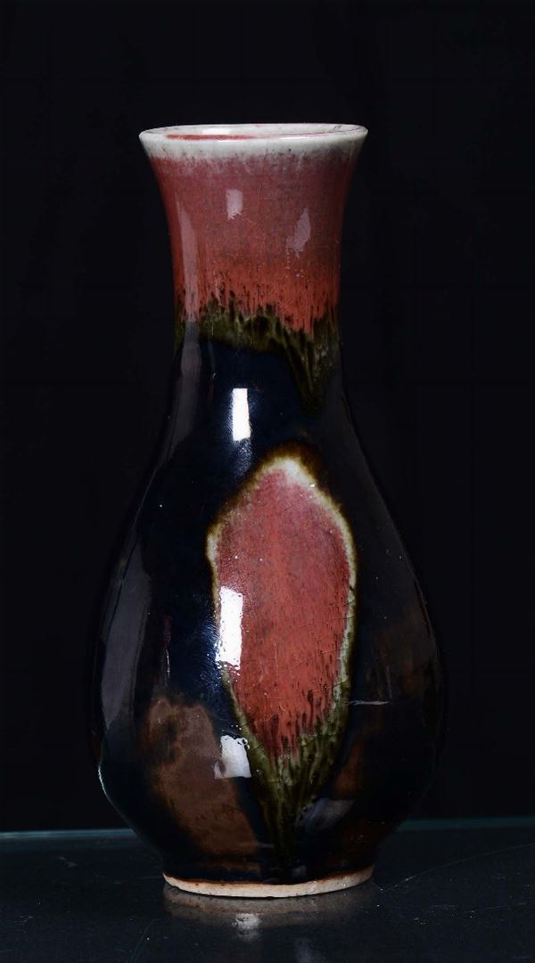 A flambé porcelain flask vase, China, Qing Dynasty, 19th century