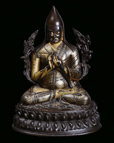 Rara e Fine Scultura in Bronzo Parzialmente Dorato Ad Intarsi in Oro Raffigurante Tsong-khapa, Di...