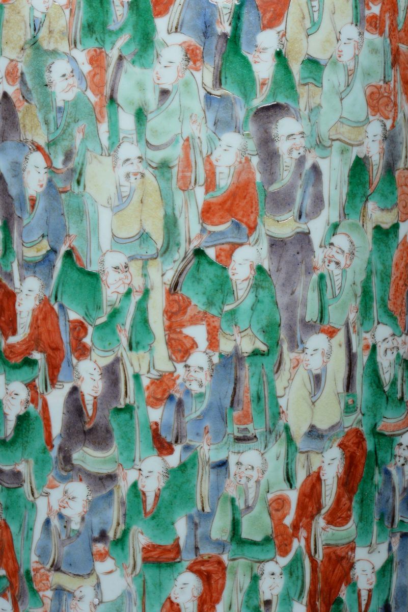 Vaso Cinquecento Luohan in Porcellana Policroma Famiglia Verde, Cina, Dinastia Qing, XIX Secolo
