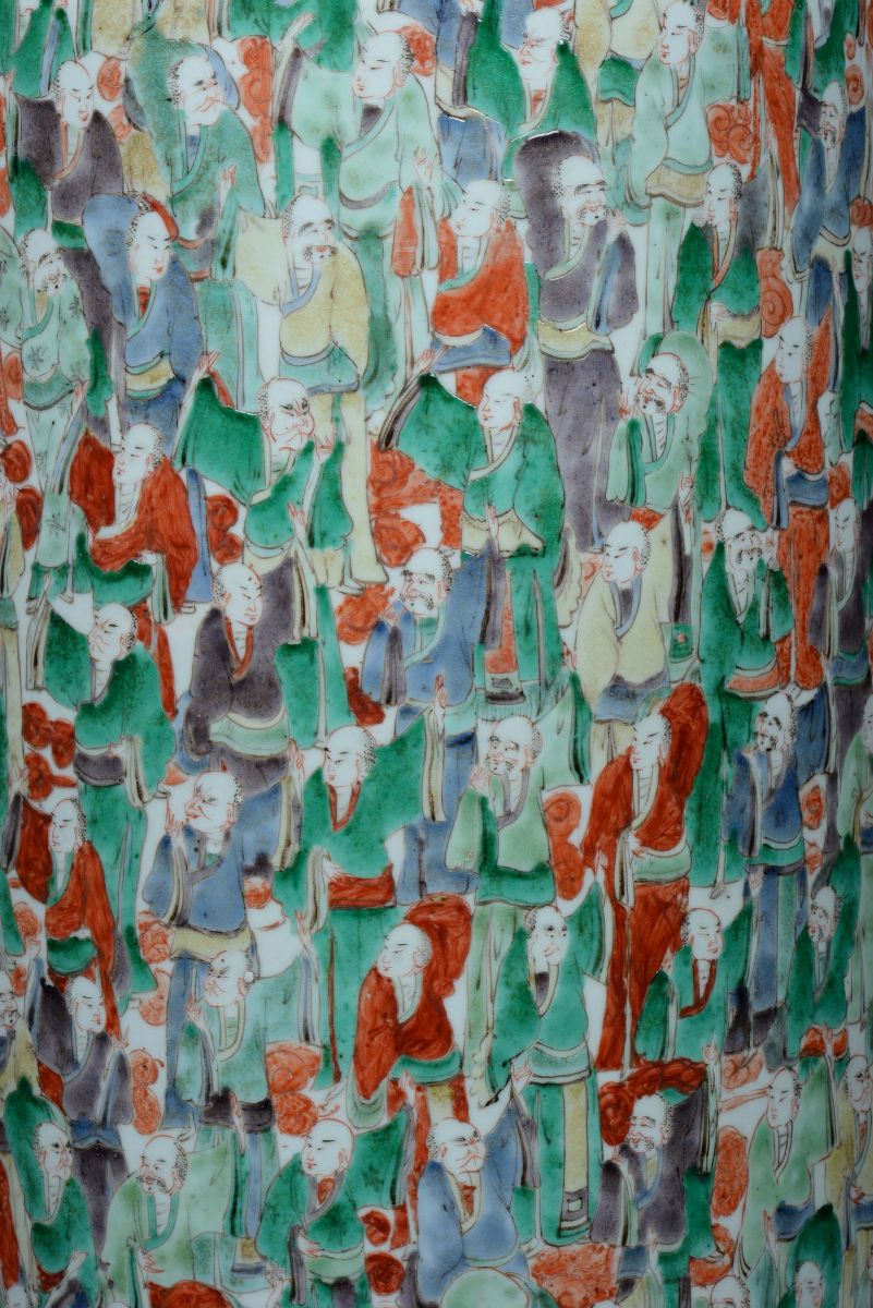 Vaso Cinquecento Luohan in Porcellana Policroma Famiglia Verde, Cina, Dinastia Qing, XIX Secolo